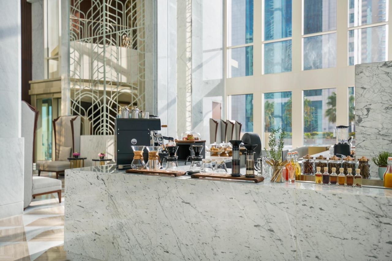 Wyndham Grand Doha West Bay Beach Екстериор снимка Lobby