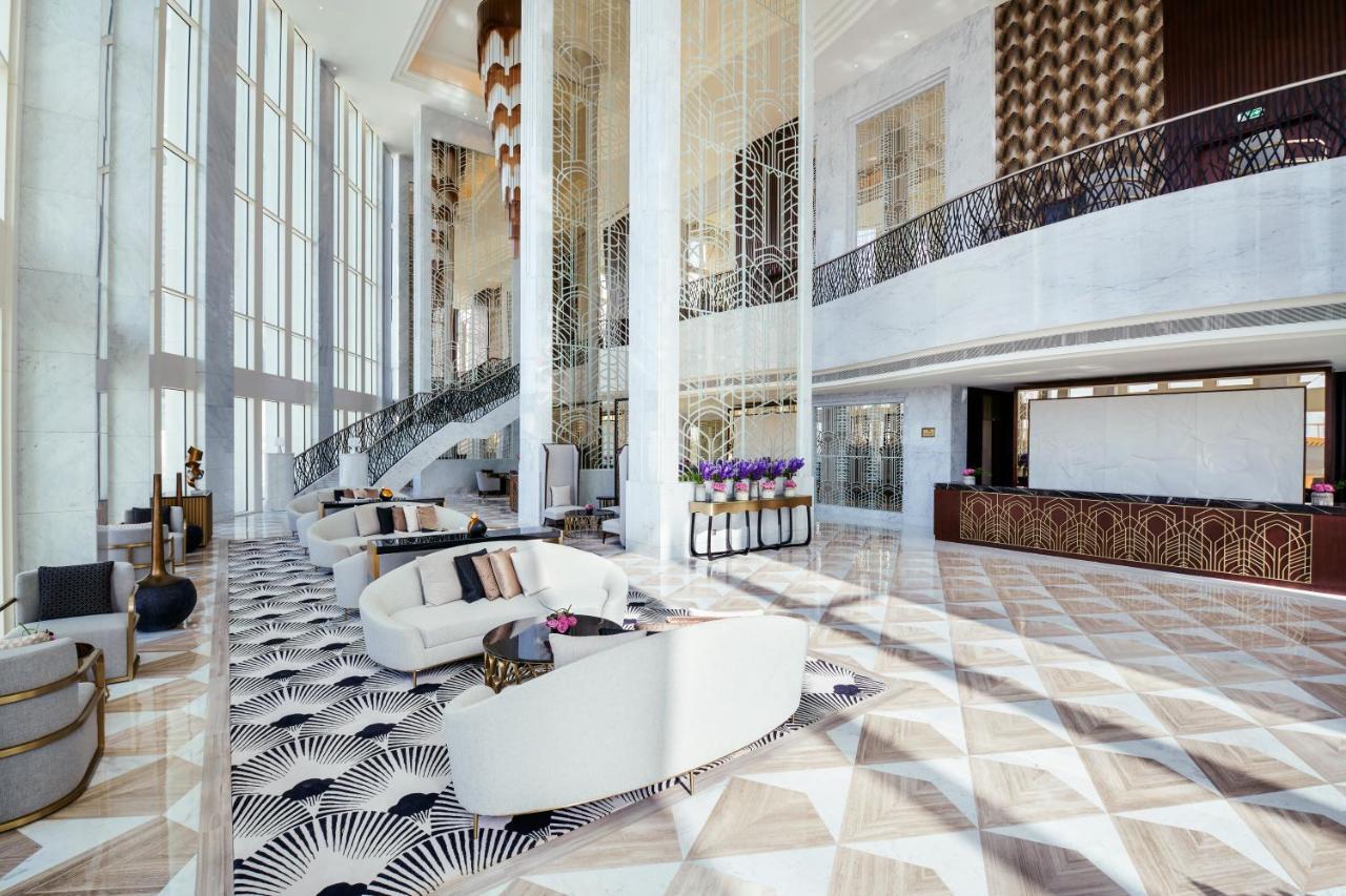 Wyndham Grand Doha West Bay Beach Екстериор снимка The lobby of the hotel