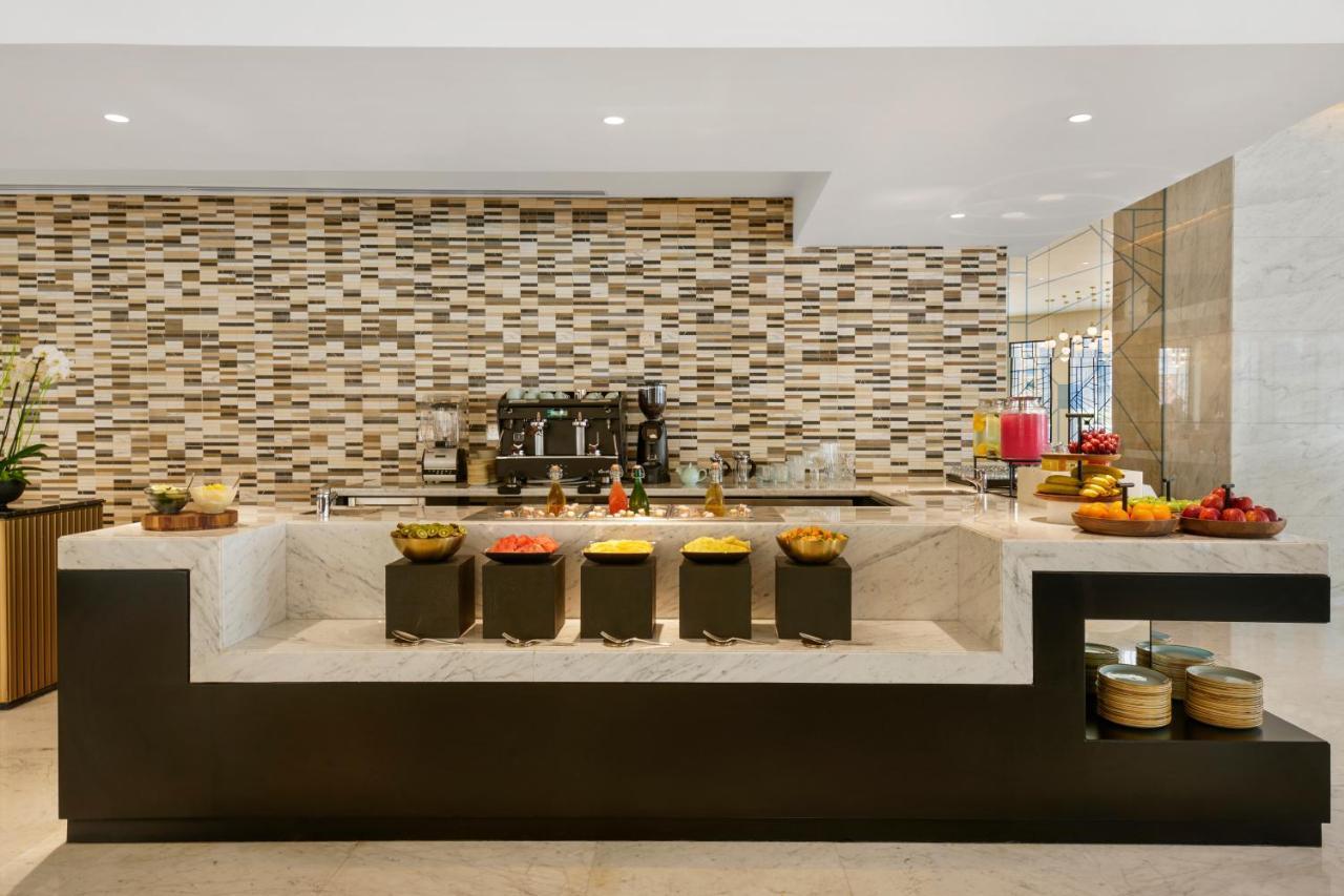Wyndham Grand Doha West Bay Beach Екстериор снимка The Coffee Shop