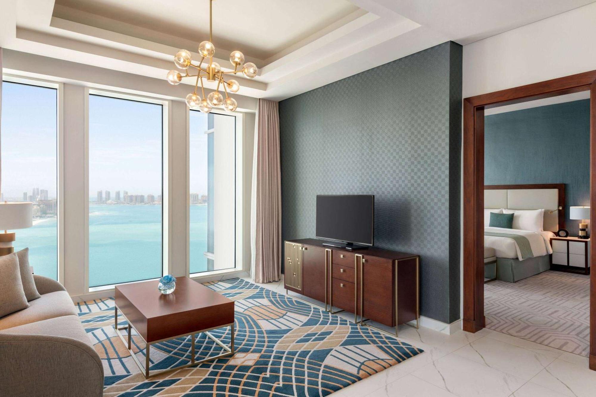 Wyndham Grand Doha West Bay Beach Екстериор снимка A suite at the hotel