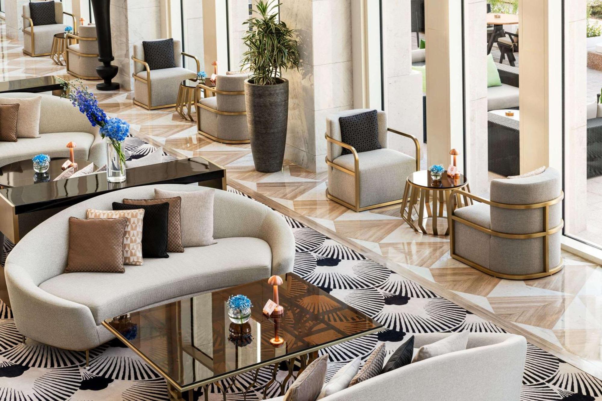 Wyndham Grand Doha West Bay Beach Екстериор снимка The lobby of the hotel